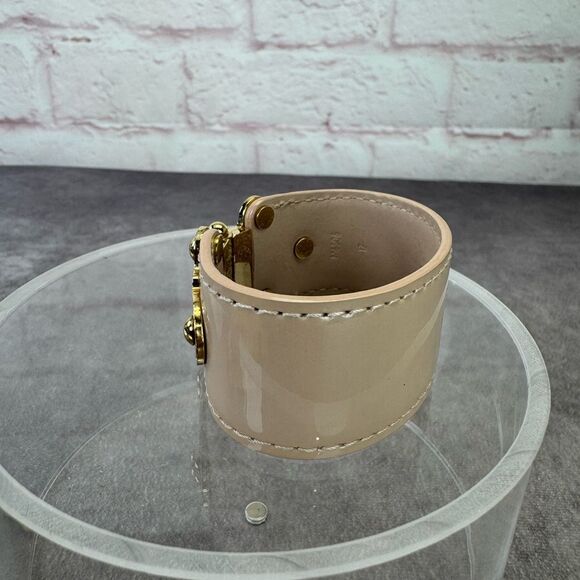 Louis Vuitton Beige Gold Save It Patent Leather Women's Bracelet 17 - Picture 7 of 12